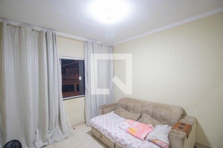 Sala de casa para alugar com 3 quartos, 300m² em Porto Novo, São Gonçalo