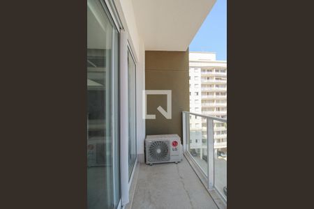 Varanda de kitnet/studio para alugar com 1 quarto, 38m² em Cambuí, Campinas