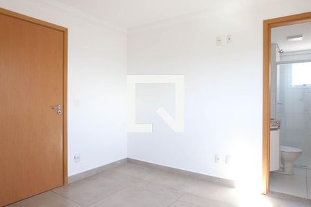 Suite de apartamento para alugar com 2 quartos, 55m² em Vila Guarani, Mauá