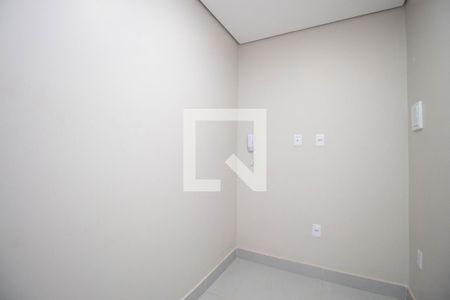 Sala 1 de apartamento para alugar com 2 quartos, 40m² em Qnm, Brasília