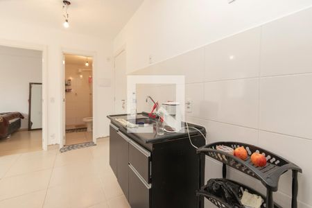 Cozinha de apartamento para alugar com 2 quartos, 33m² em Santo Amaro, São Paulo