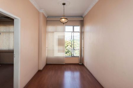 Apartamento à venda com 93m², 3 quartos e 1 vagaSala