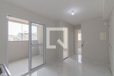 Sala / Cozinha de apartamento para alugar com 2 quartos, 44m² em Vila das Bandeiras, Guarulhos