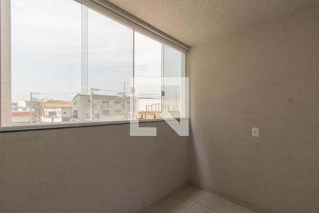 Varanda / Area de Serviço de apartamento para alugar com 2 quartos, 44m² em Vila das Bandeiras, Guarulhos