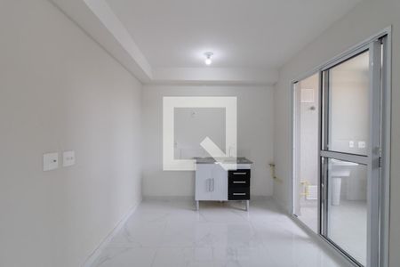 Sala / Cozinha de apartamento para alugar com 2 quartos, 44m² em Vila das Bandeiras, Guarulhos