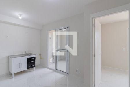 Sala / Cozinha de apartamento para alugar com 2 quartos, 44m² em Vila das Bandeiras, Guarulhos