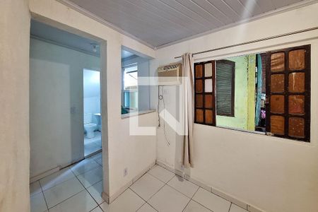 Cozinha de casa para alugar com 1 quarto, 50m² em Piratininga, Niterói