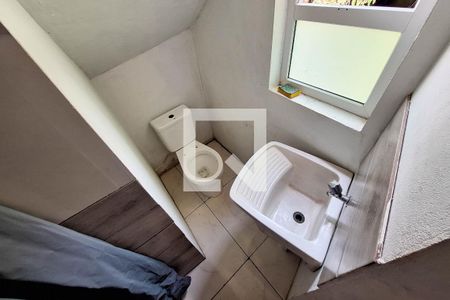 Banheiro de casa para alugar com 1 quarto, 50m² em Piratininga, Niterói