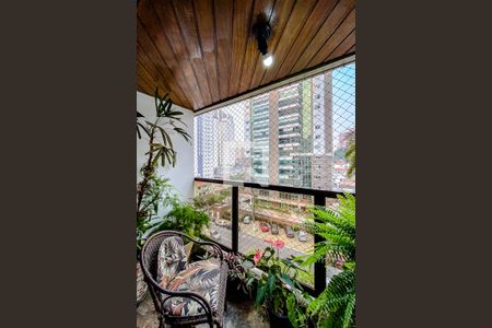 Varanda da Sala de apartamento à venda com 3 quartos, 122m² em Vila Regente Feijó, São Paulo