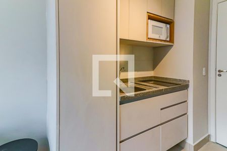 Sala / Cozinha de apartamento para alugar com 1 quarto, 24m² em Butantã, São Paulo