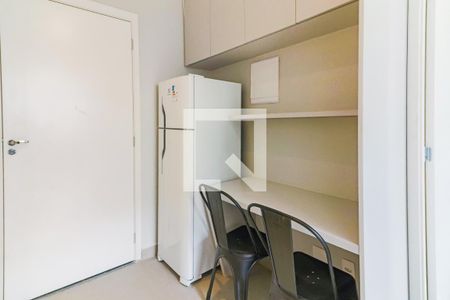 Sala / Cozinha de apartamento para alugar com 1 quarto, 24m² em Butantã, São Paulo