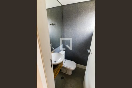 Lavabo de apartamento à venda com 2 quartos, 225m² em Real Parque, São Paulo