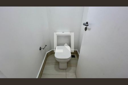 Lavabo de casa à venda com 3 quartos, 235m² em Vila Pompéia, São Paulo