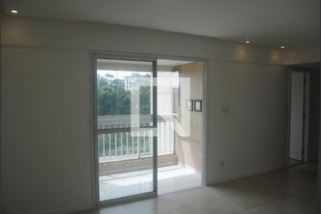 Sala de apartamento para alugar com 3 quartos, 79m² em Paralela, Salvador