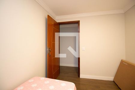 Quarto 1 de apartamento para alugar com 2 quartos, 48m² em Guará Ii, Brasília