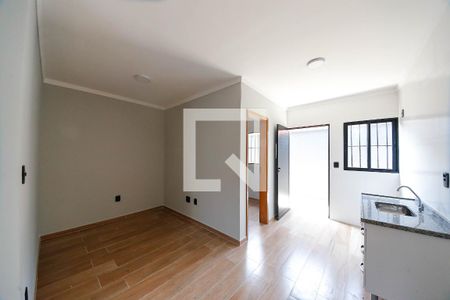 Sala e Cozinha de apartamento para alugar com 2 quartos, 40m² em Jardim Aricanduva, São Paulo