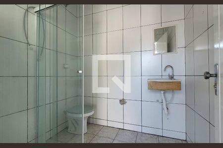 Banheiro de casa para alugar com 1 quarto, 50m² em Parque Capuava, Santo André