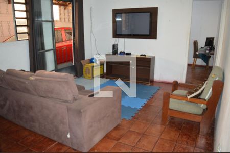 Sala de casa para alugar com 3 quartos, 129m² em Novo Progresso, Belo Horizonte