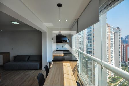 Varanda de kitnet/studio à venda com 1 quarto, 39m² em Vila Andrade, São Paulo