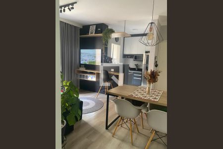 Sala de apartamento para alugar com 2 quartos, 60m² em Jardim Carolina, Jundiaí