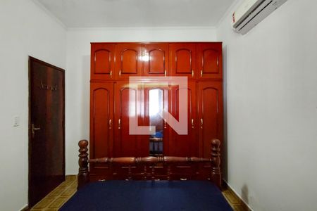 Quarto 1 de casa para alugar com 2 quartos, 55m² em Vila Tupi, Praia Grande