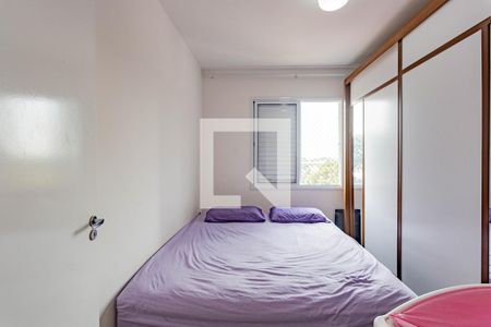 Quarto 1 de apartamento para alugar com 2 quartos, 49m² em Parque Fongaro, São Paulo