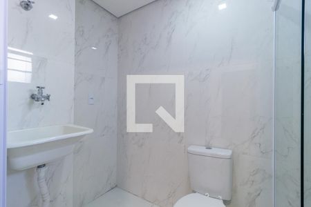 Banheiro de kitnet/studio para alugar com 1 quarto, 19m² em Mooca, São Paulo