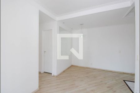 Sala de apartamento para alugar com 3 quartos, 56m² em Jardim Cocaia, Guarulhos