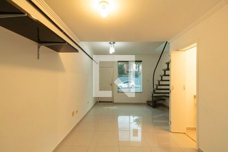 Sala de casa de condomínio para alugar com 2 quartos, 63m² em Jardim Pagliato, Sorocaba