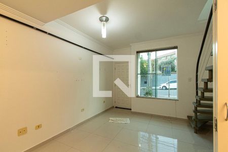 Sala de casa de condomínio para alugar com 2 quartos, 63m² em Jardim Pagliato, Sorocaba