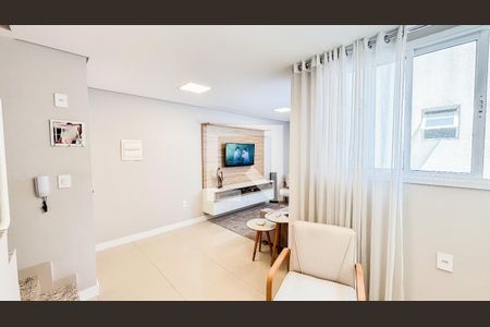 Sala de apartamento à venda com 2 quartos, 96m² em Campestre, Santo André