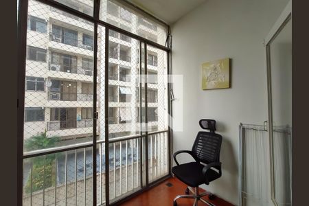 Sala de apartamento à venda com 3 quartos, 80m² em Praça da Bandeira, Rio de Janeiro