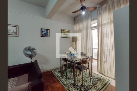 Sala de apartamento à venda com 3 quartos, 80m² em Praça da Bandeira, Rio de Janeiro