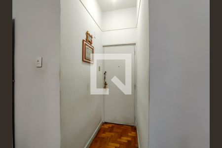 Entrada de apartamento à venda com 3 quartos, 80m² em Praça da Bandeira, Rio de Janeiro