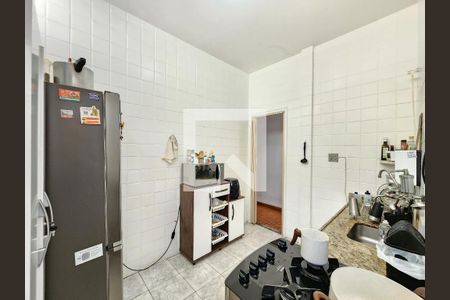 Cozinha de apartamento à venda com 3 quartos, 89m² em Nova Suíça, Belo Horizonte