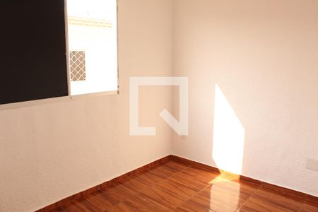 Quarto 2 de apartamento para alugar com 2 quartos, 39m² em Jardim Petrópolis, Cotia