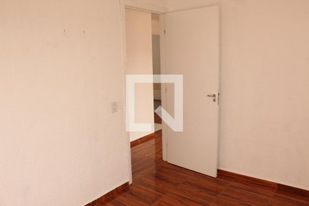 Quarto 2 de apartamento para alugar com 2 quartos, 39m² em Jardim Petrópolis, Cotia