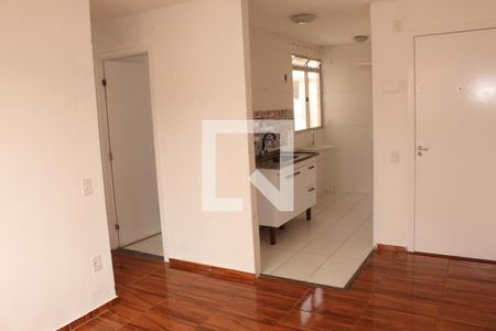 Sala de apartamento para alugar com 2 quartos, 39m² em Jardim Petrópolis, Cotia