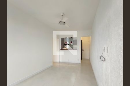 Sala de apartamento para alugar com 2 quartos, 50m² em Maracanã, Rio de Janeiro