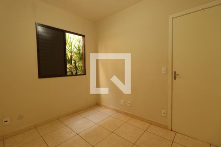 Quarto 1 de apartamento para alugar com 2 quartos, 42m² em Subsetor Leste - 8 (l-8), Ribeirão Preto