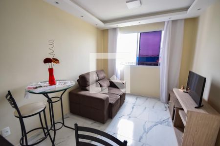 Sala de apartamento para alugar com 2 quartos, 42m² em Madureira, Rio de Janeiro