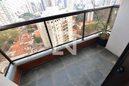 Sala 1 - Sacada de apartamento para alugar com 3 quartos, 170m² em Cambuí, Campinas