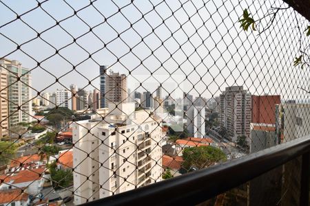 Sala 1 - Vista de apartamento para alugar com 3 quartos, 170m² em Cambuí, Campinas