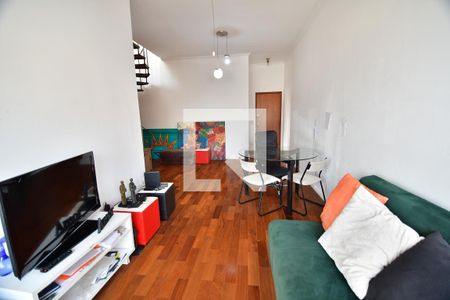 Sala 1 de apartamento para alugar com 3 quartos, 170m² em Cambuí, Campinas