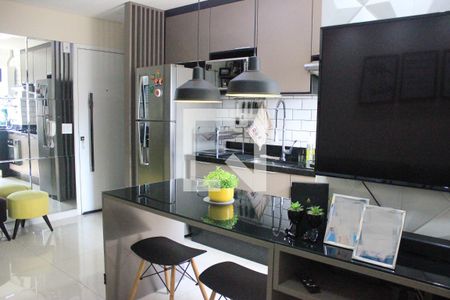 Sala de apartamento para alugar com 2 quartos, 42m² em Vila Galvão, Guarulhos