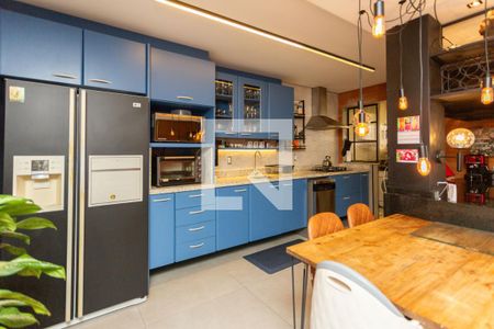 Cozinha de apartamento à venda com 2 quartos, 94m² em Bela Vista, Porto Alegre