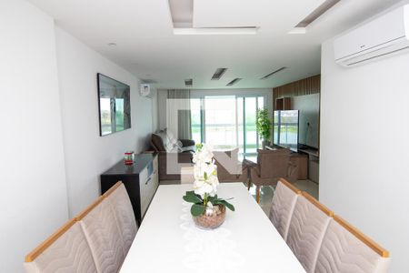 Sala de apartamento para alugar com 3 quartos, 155m² em Barra Olímpica, Rio de Janeiro