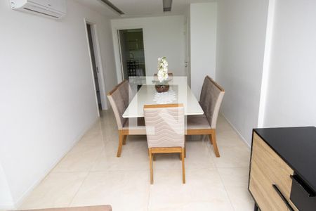 Sala de apartamento para alugar com 3 quartos, 155m² em Barra Olímpica, Rio de Janeiro