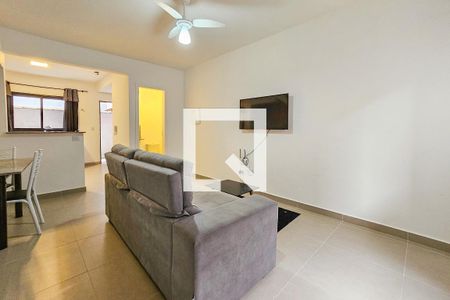 Sala de casa de condomínio para alugar com 2 quartos, 75m² em Balneario Praia do Perequê, Guarujá