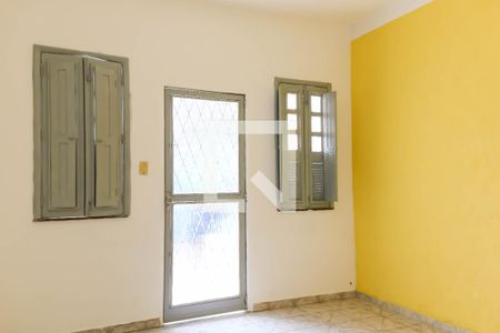 Casa à venda com 109m², 2 quartos e 1 vagaSala